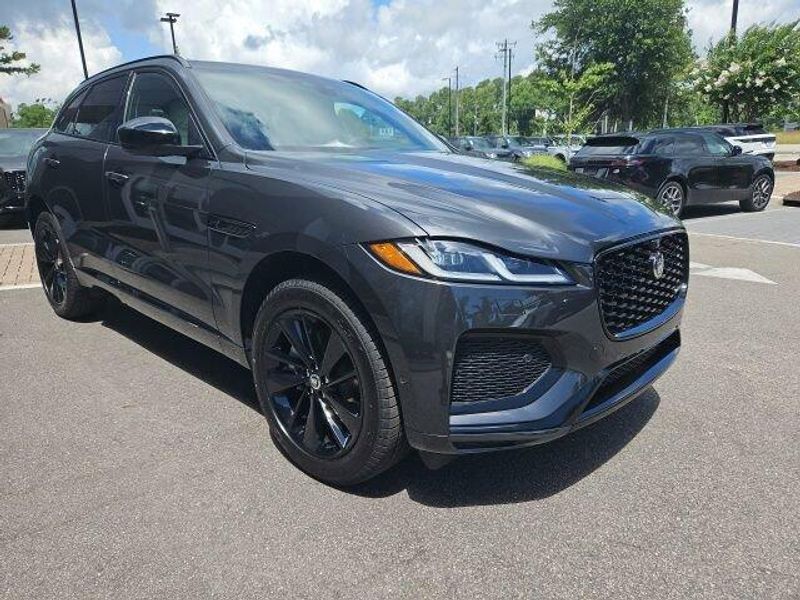 2025 Jaguar F-PACE R-Dynamic S