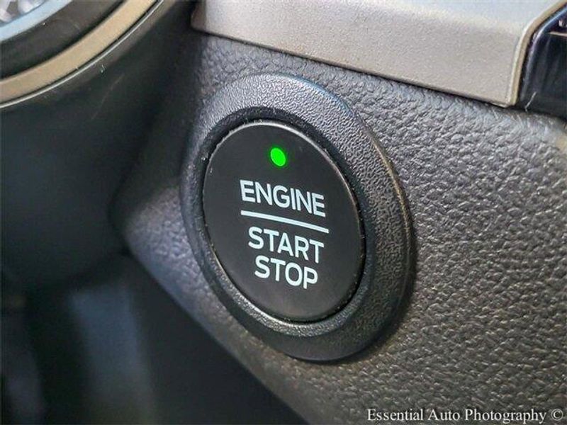 2022 Ford Escape SE photo 14