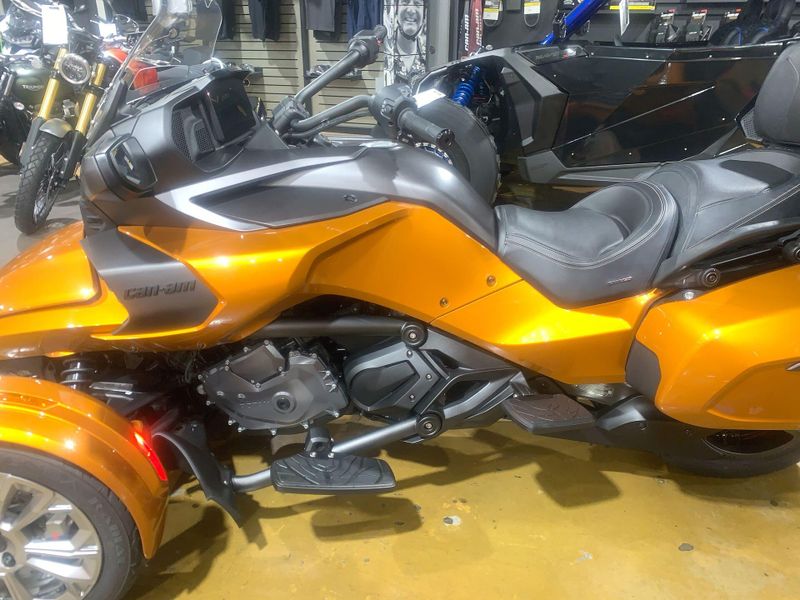 New 2024 Can-Am SPYDER F3 LIMITED SPECIAL SERIES (SE6) Image 12