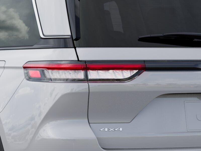 New 2025 Jeep Grand Cherokee Limited 4x4Image 29