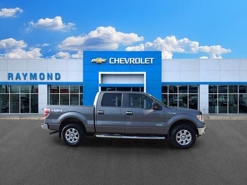 Used 2014 Ford F-150 XLTImage 2