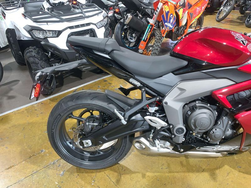 New 2025 Triumph DAYTONA 660 Image 14