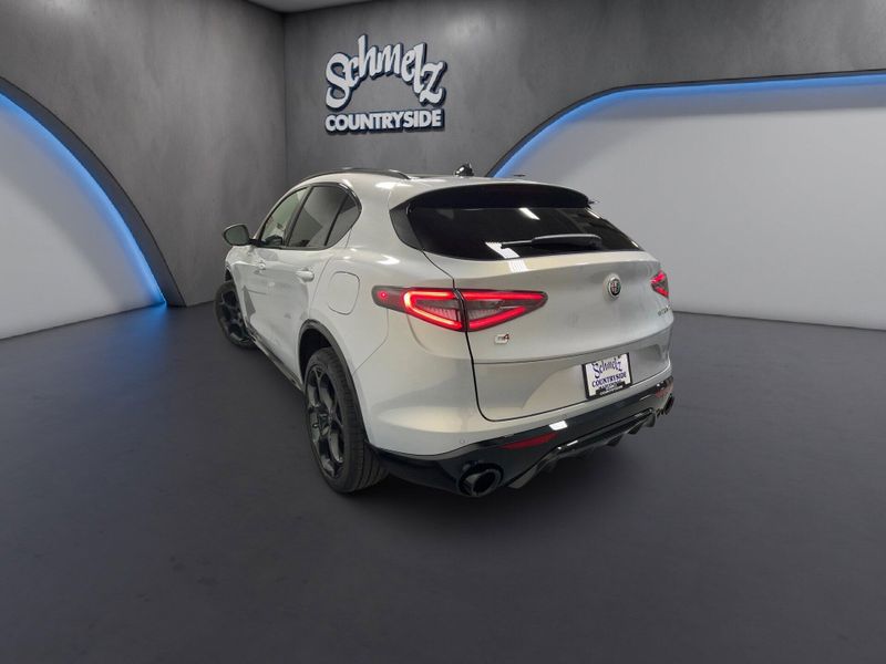 New 2025 Alfa Romeo Stelvio AwdImage 10