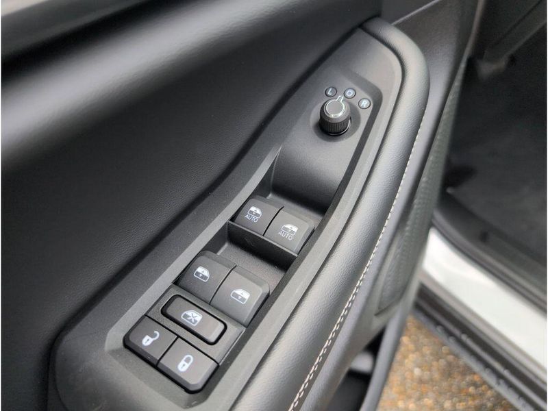 New 2025 Jeep Grand Cherokee Laredo X 4x2Image 12