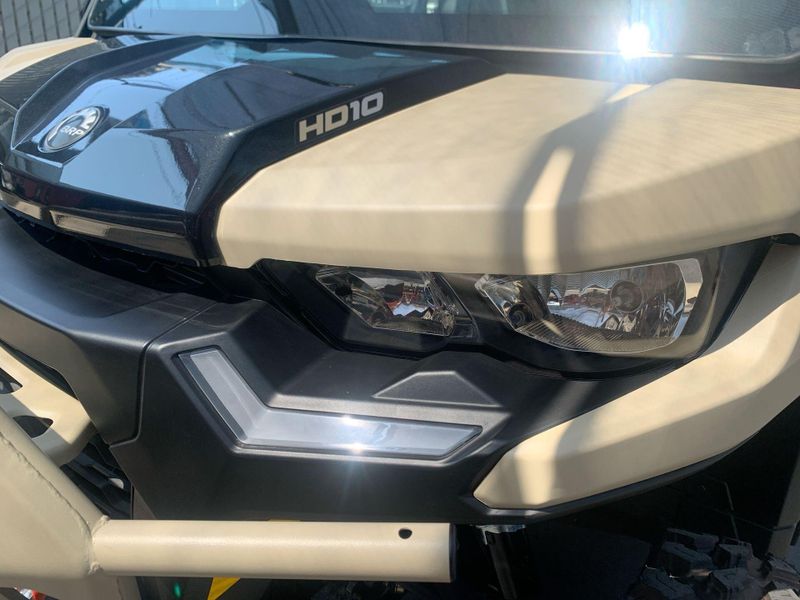 New 2025 Can-Am DEFENDER MAX LIMITED CAB HD10 Image 26
