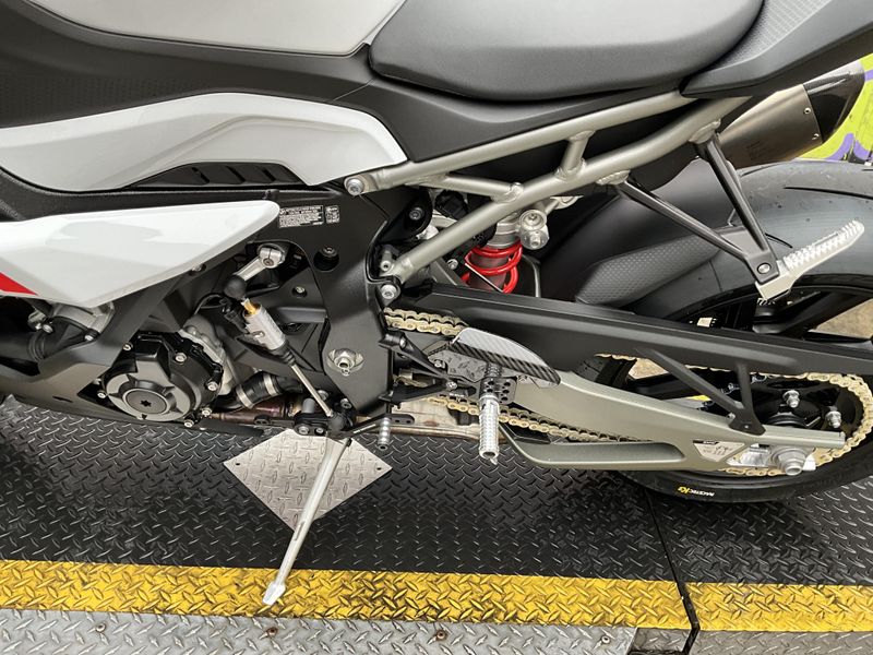 New 2026 BMW S 1000 RR Image 11