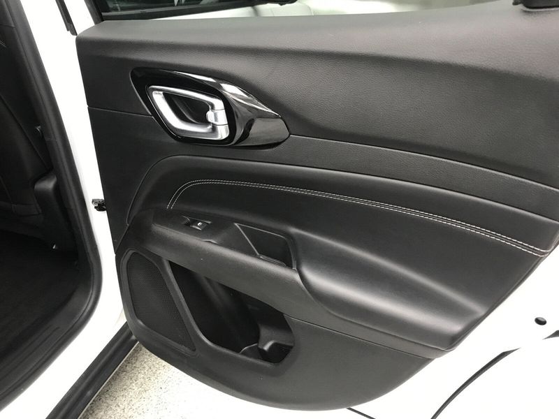Used 2022 Jeep Compass AltitudeImage 18