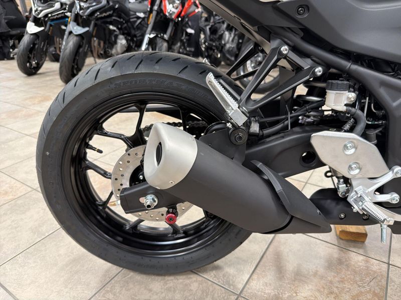 New 2026 Yamaha YZF-R3 ABS CA 70TH ANNIVERSARY EDITION Image 21