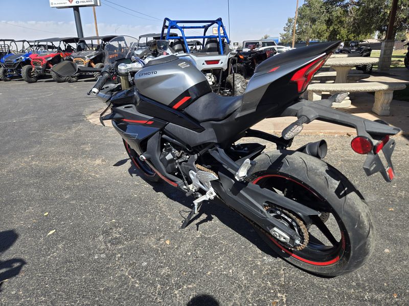 USED 2023 CFMOTO 450SS Image 6