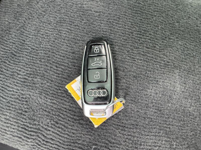 Used 2019 Audi A8 L Image 25