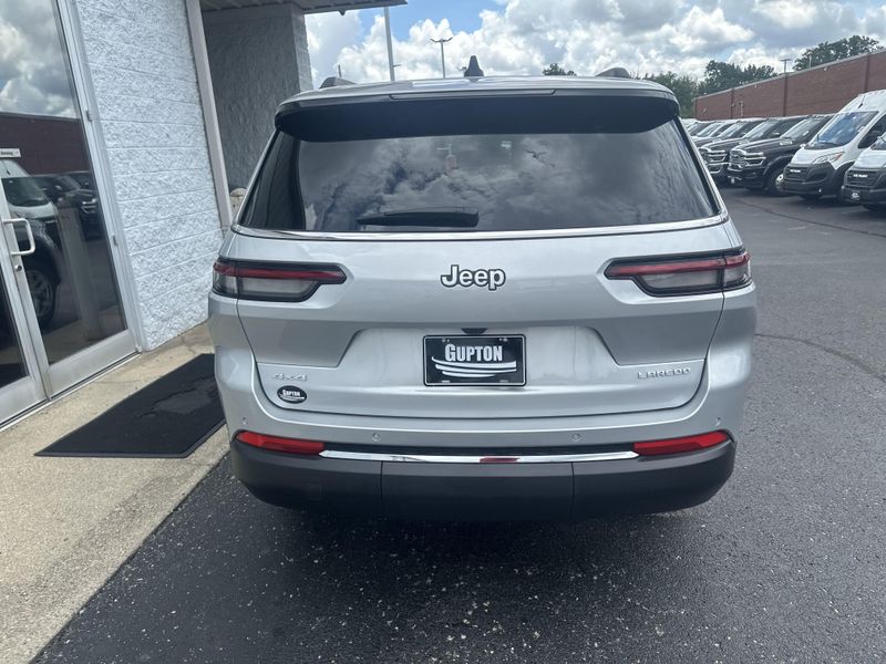 New 2025 Jeep Grand Cherokee L Laredo X 4x4Image 7