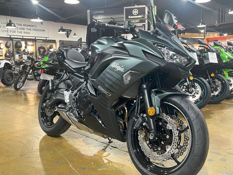 2025 Kawasaki NINJA 650 ABS Image 1