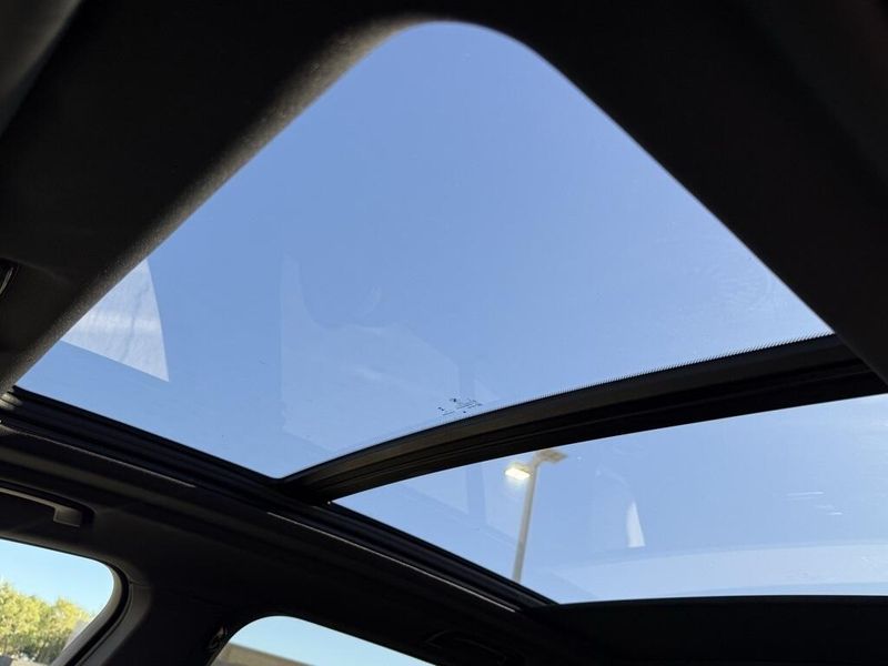 Used 2025 BMW X5 M60iImage 23