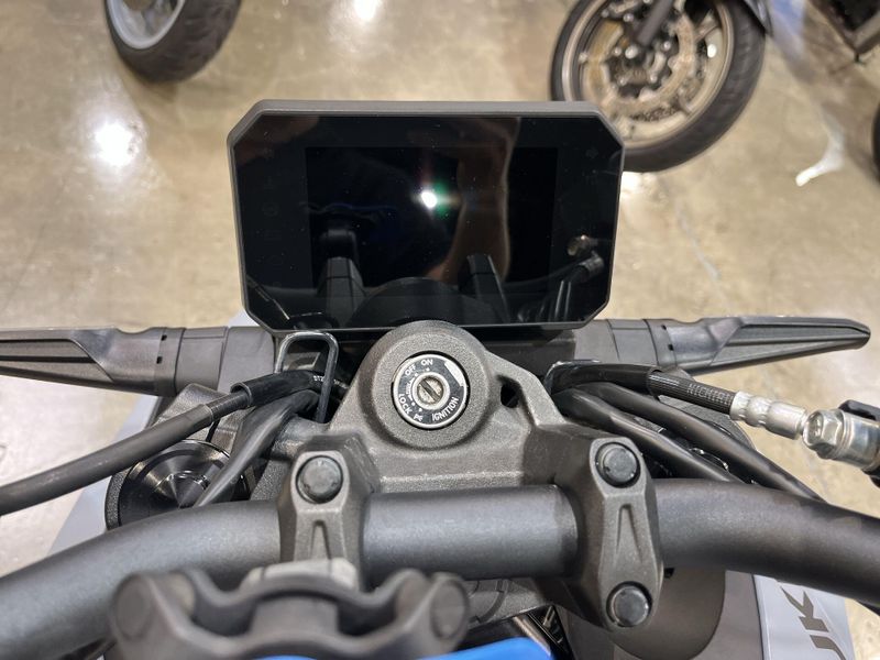 Used 2024 Suzuki GSX-8S CA Image 17