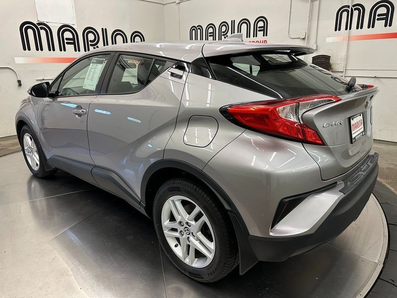 2020 Toyota C-HR LEImage 12