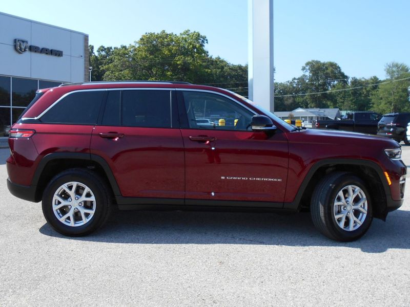 2023 Jeep Grand Cherokee LimitedImage 32