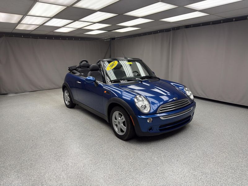 Used 2007 MINI Cooper BaseImage 4