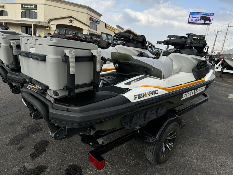 2020 SEADOO FISH PRO IBR GREEN Image 10