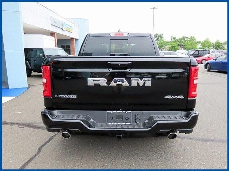New 2025 RAM 1500 LaramieImage 6