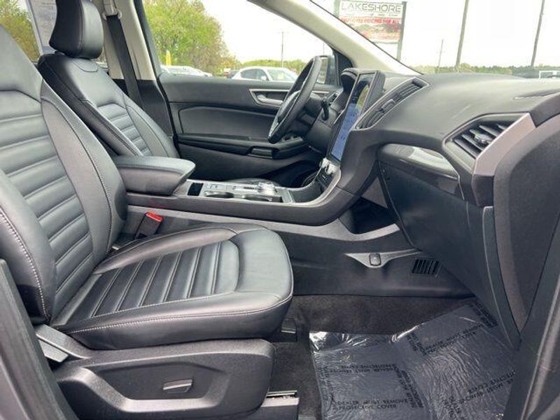 2024 Ford Edge SELImage 24