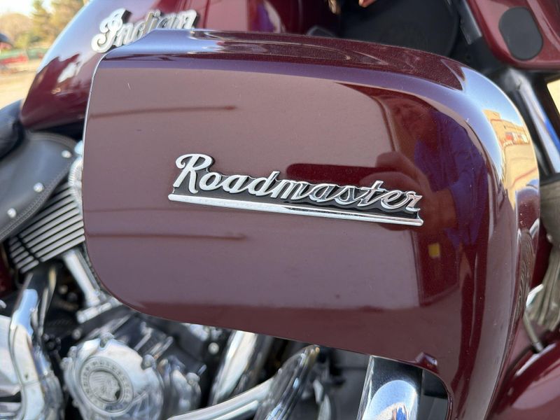 Used 2017 Indian Motorcycle Roadmaster Image 31