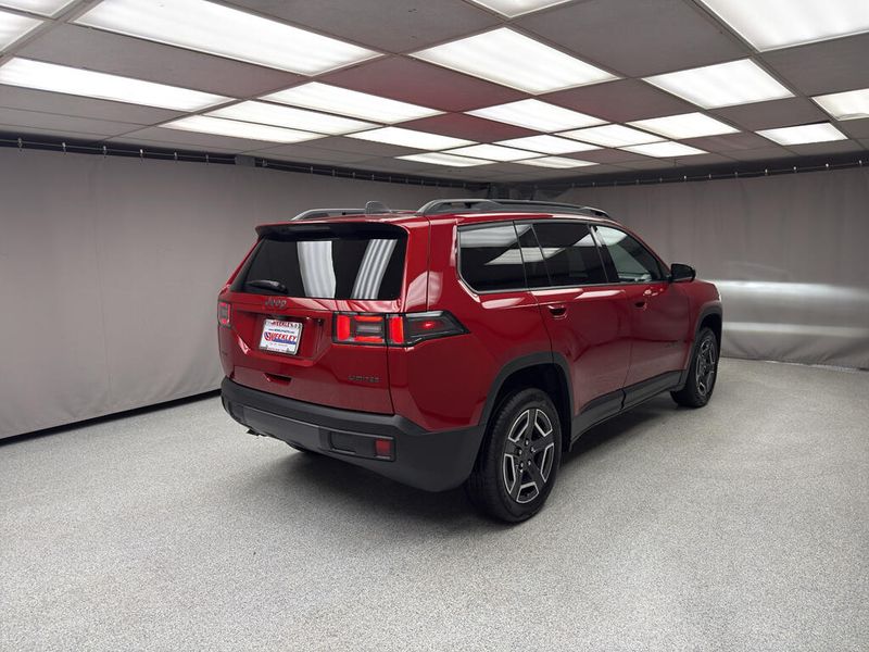 New 2026 Jeep Cherokee Limited 4x4Image 3