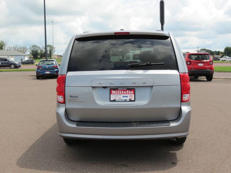 Used 2019 Dodge Grand Caravan SXT 35th Anniversary Edition 4dr Mini VanImage 3