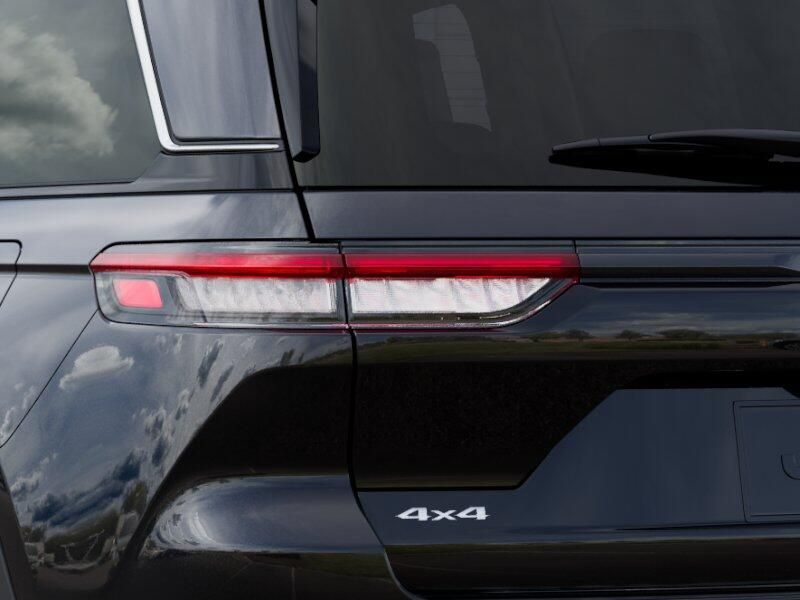 New 2025 Jeep Grand Cherokee Limited 4x4Image 36