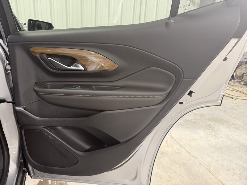 Used 2020 GMC Terrain SLEImage 9