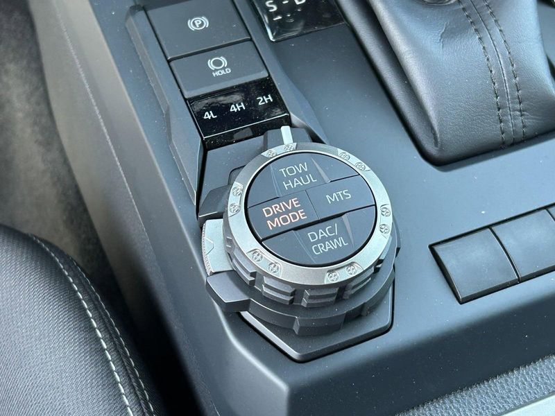 New 2024 Toyota Tacoma TRD Off RoadImage 14