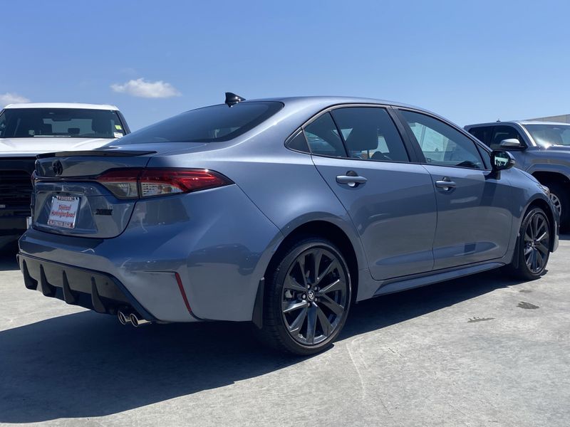 Used 2025 Toyota Corolla XSEImage 3