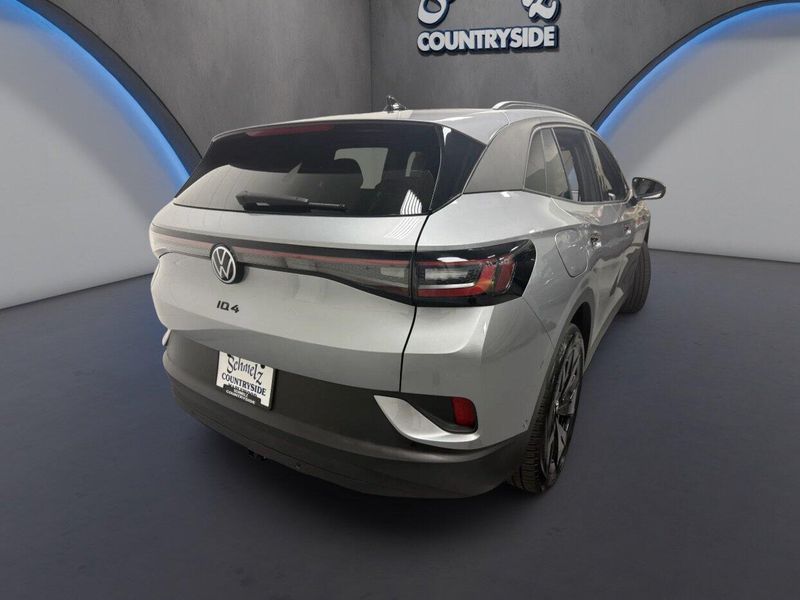 Used 2025 Volkswagen ID.4 Pro S AWD Long Range w/Glass RoofImage 13