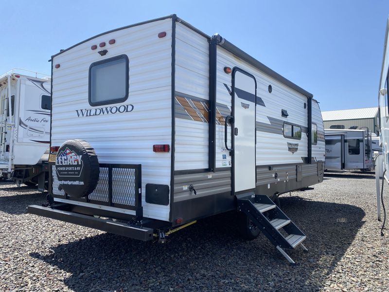 Used 2021 FOREST RIVER WILDWOOD 22RBS Image 2