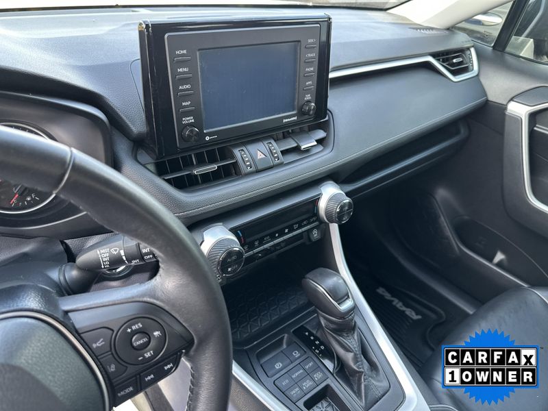 Used 2020 Toyota RAV4 XLE PremiumImage 22