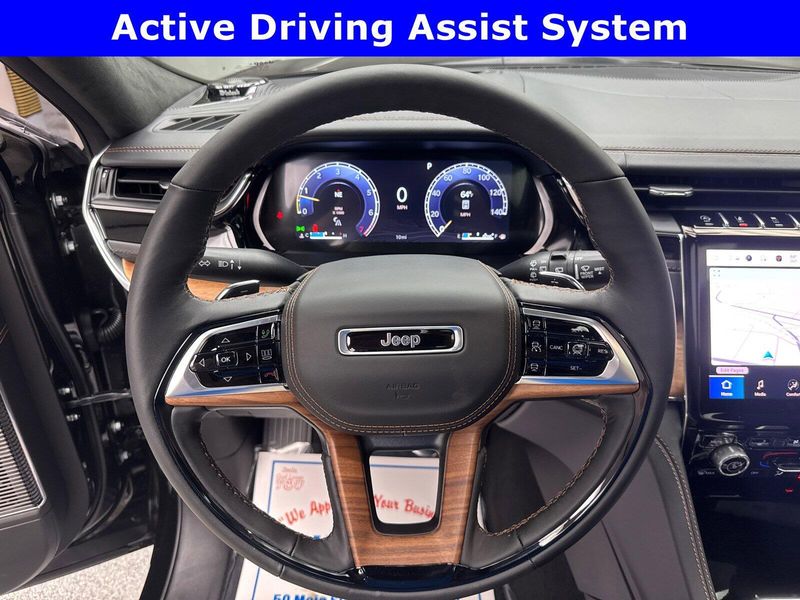 2025 Jeep Grand Cherokee L Summit Reserve 4x4Image 10