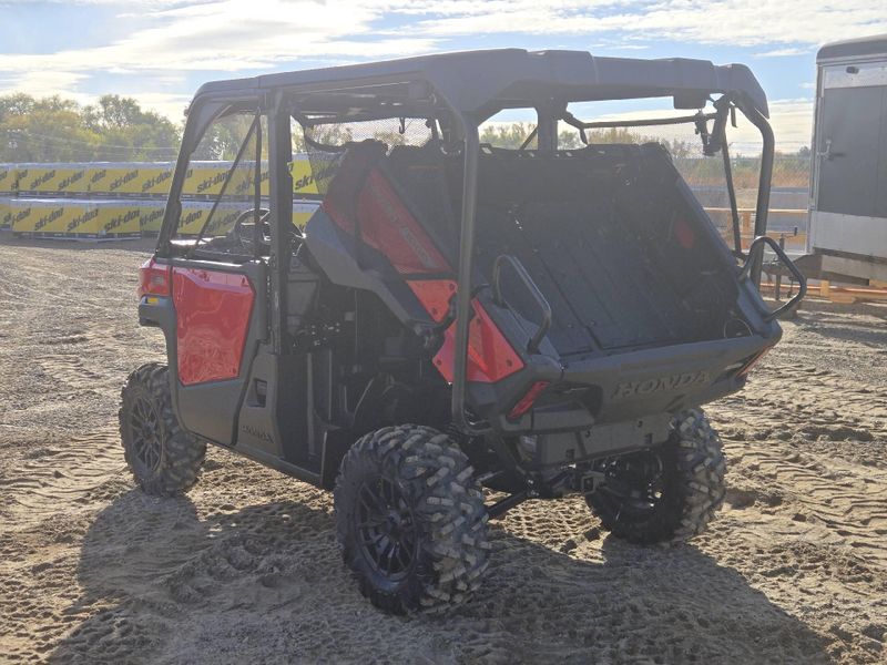 New 2026 Honda PIONEER 10005 DELUXE Image 9
