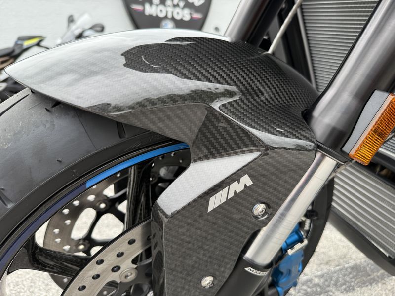 2025 BMW M 1000 XR
