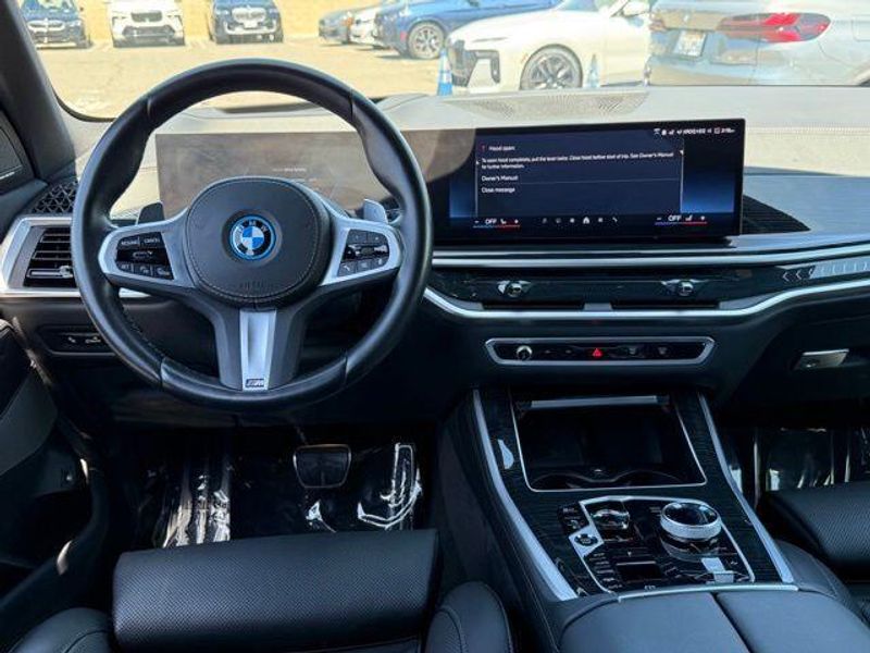 Used 2024 BMW X5 xDrive50eImage 30
