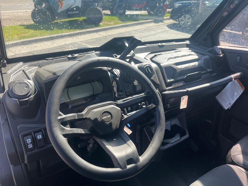 2025 Can-Am DEFENDER MAX LTD HD10 
