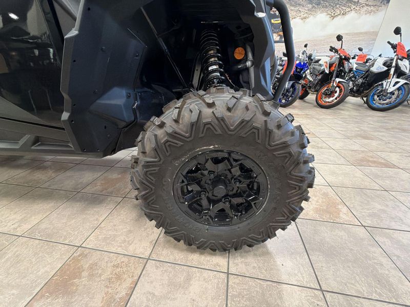 New 2025 Can-Am MAVERICK SPORT MAX DPS 1000R Image 18
