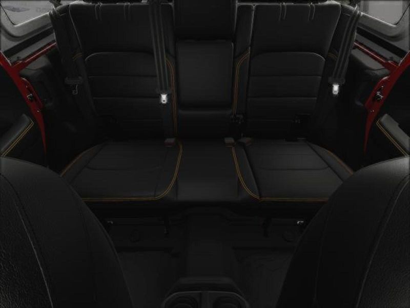 2025 Jeep Wrangler Unlimited Sahara photo 18