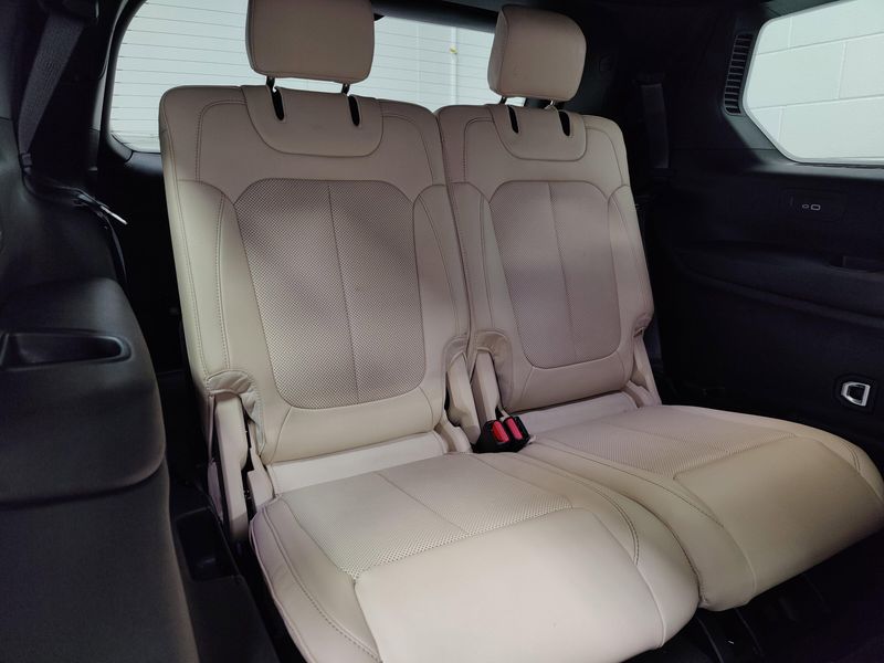 2024 Jeep Grand Cherokee L Limited Black 4x4 w/Suroof/Lux Tech IIImage 26