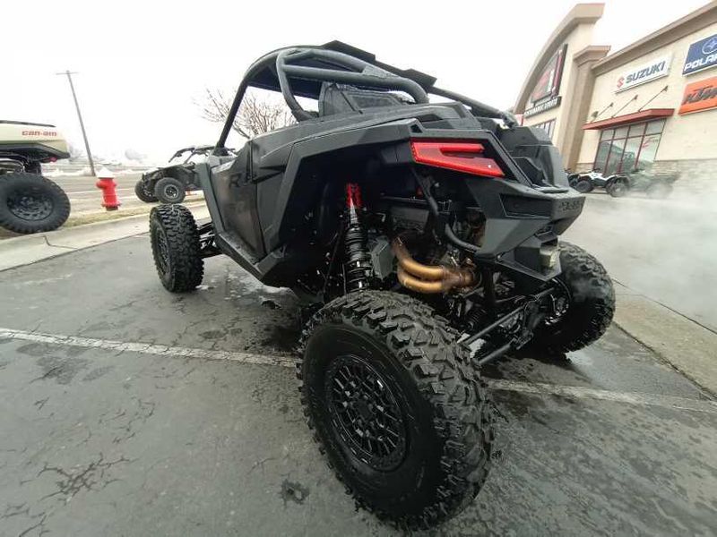 2025 Polaris RZR PRO R ULT 