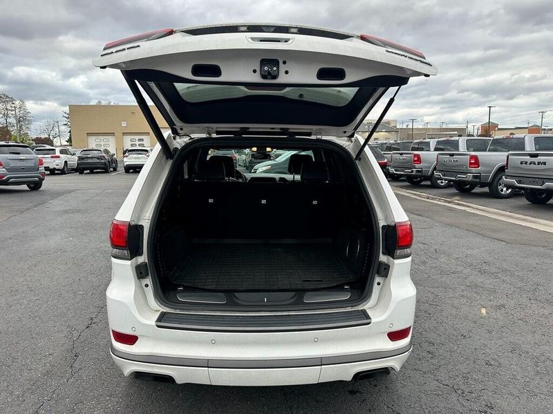 2019 Jeep Grand Cherokee Limited XImage 17