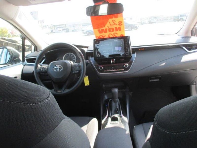 2022 Toyota Corolla LEImage 27