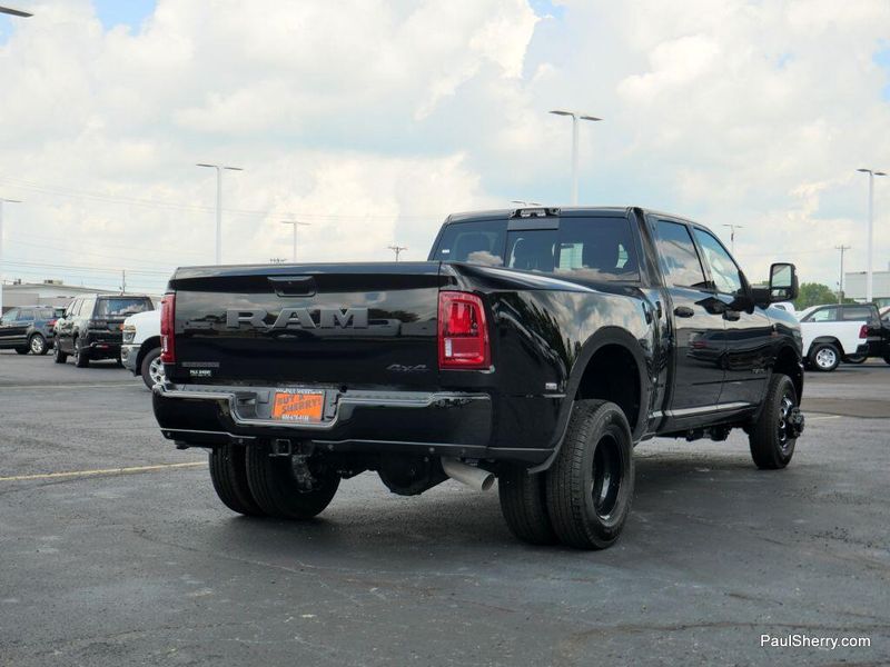 New 2025 RAM 3500 Big Horn Crew Cab 4x4 8