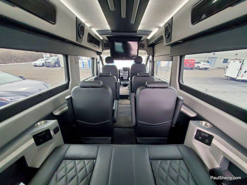 New 2024 RAM Promaster 3500 Slt+ Window Van High Roof 159