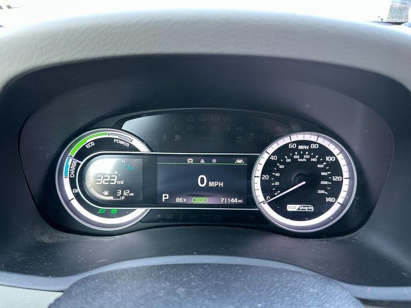 2019 Kia Niro Plug-In Hybrid LX photo 12