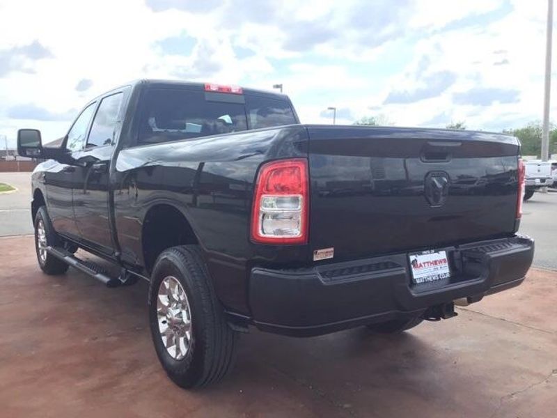 2023 RAM 2500 TradesmanImage 3