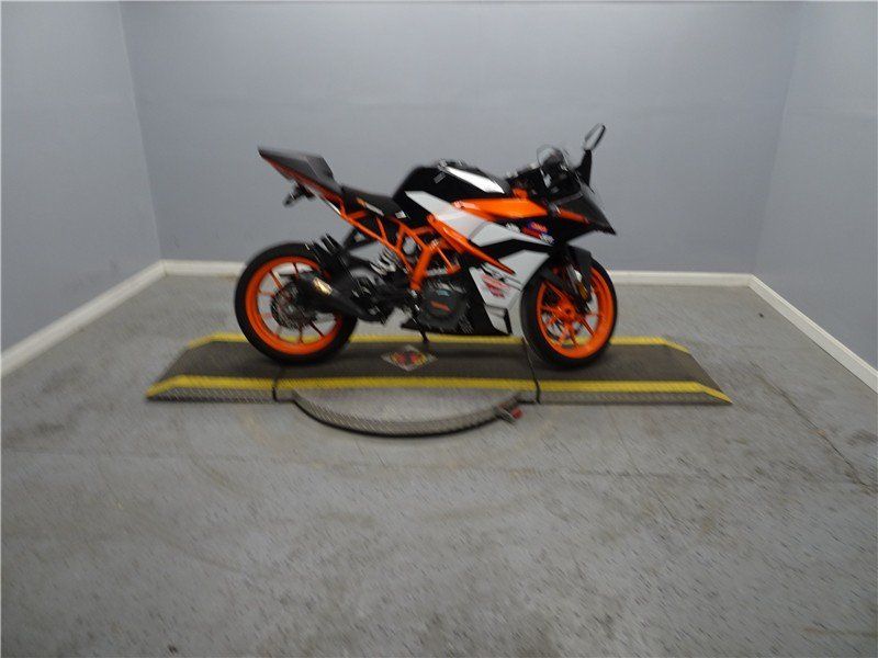 2019 KTM RC 390Image 1